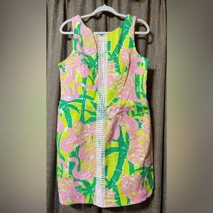 ❤️‍🩹 EUC Lilly Pulitzer Pink and Green Patterned Dress Size 14